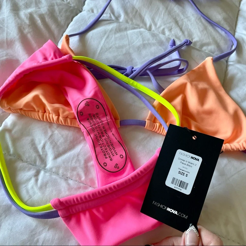 Colorblock Bikini Set - Picture 2 of 3